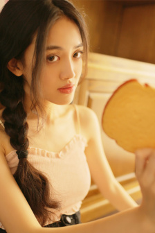 荡乳情欲校花小说